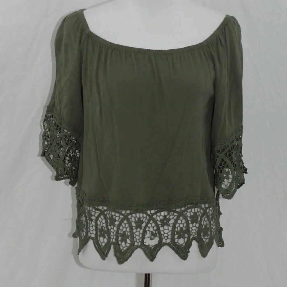 NWT Womens Medium la miel by Hyped Unicorn BOHO Forest Green Crochet Top Shirt